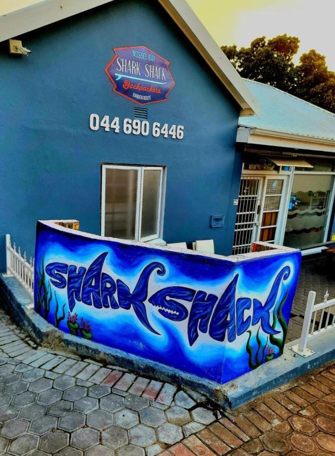 A Pousada Shark Shack Backpackers Mossel Bay Exterior foto
