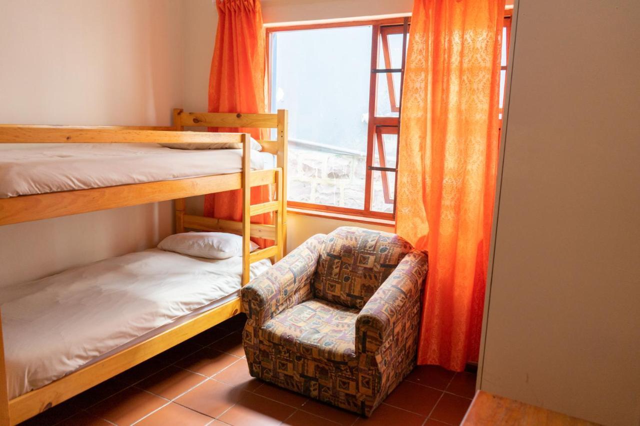 A Pousada Shark Shack Backpackers Mossel Bay Exterior foto